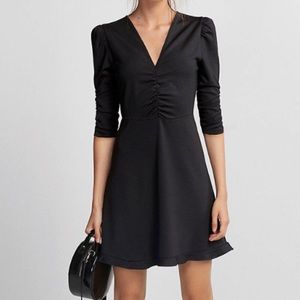 Express V-Neck Ruffle Hem Fit & Flare Dress - XS